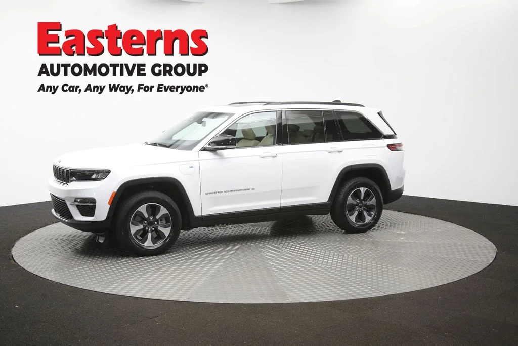 Used 2024 White Jeep 4xe image 61