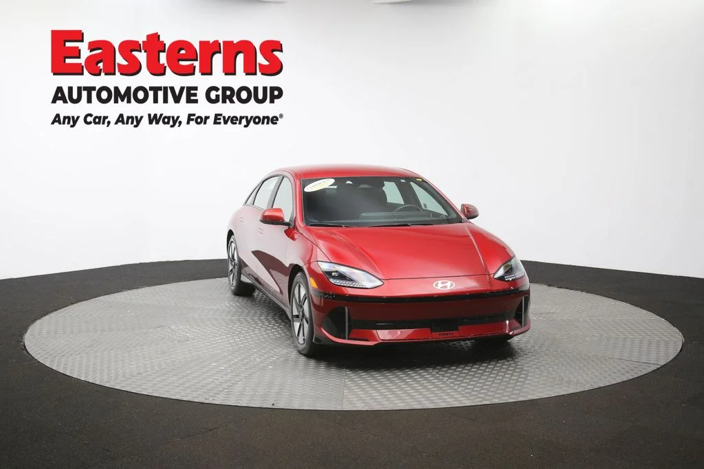 Used 2024 Red Hyundai SE image 52