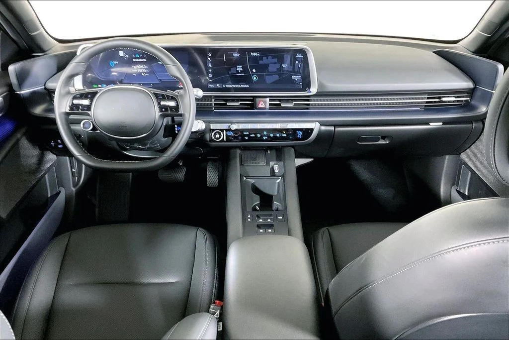 Used 2025 Blue Hyundai SEL image 15
