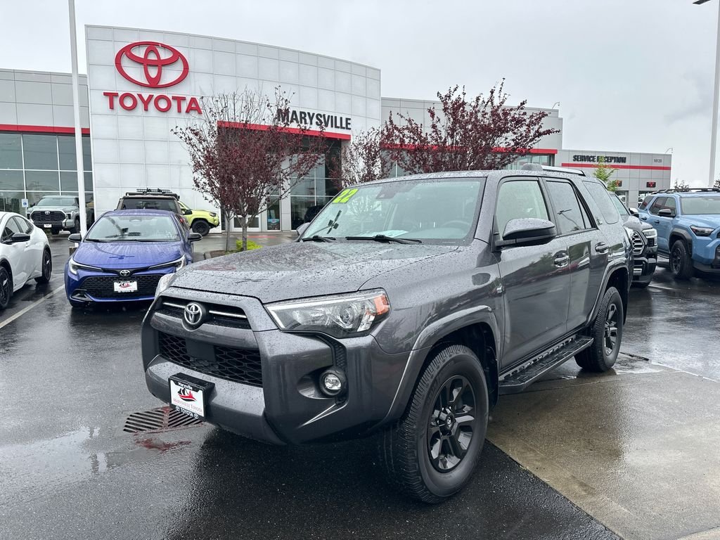 2022 Toyota 4Runner SR5 4WD V6's photo