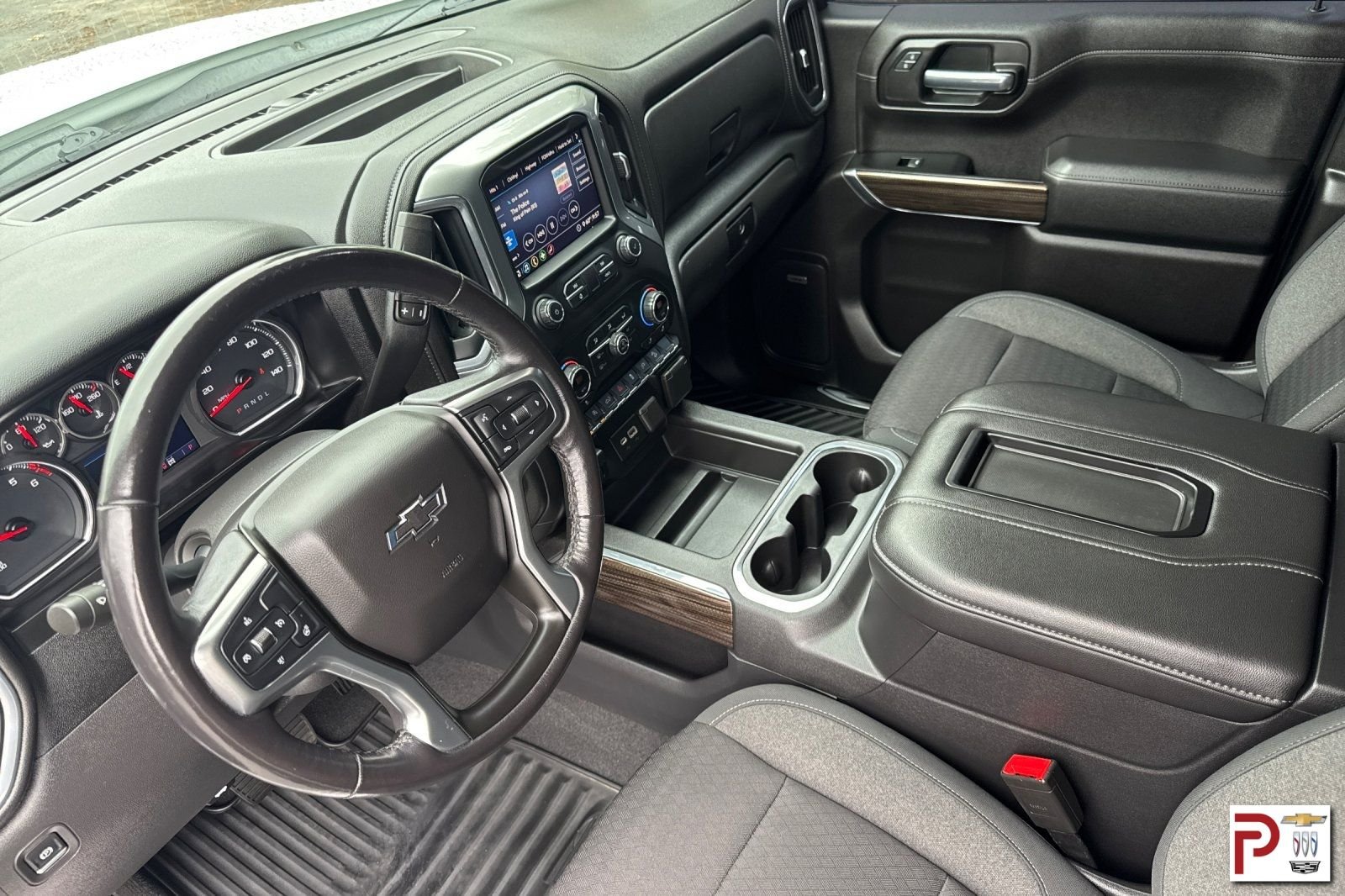 Used 2020 White Chevrolet RST image 10