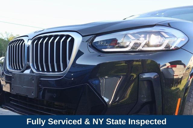 Used 2023 Black Sapphire Metallic BMW xDrive30i image 2