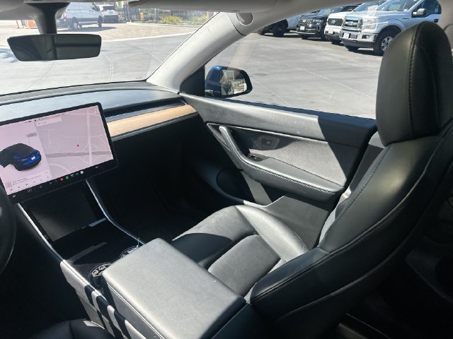 Used 2021 Blue Tesla Standard Range image 24