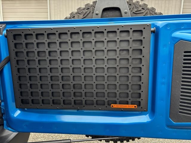 Used 2023 Velocity Blue Metallic Ford Wildtrak image 28