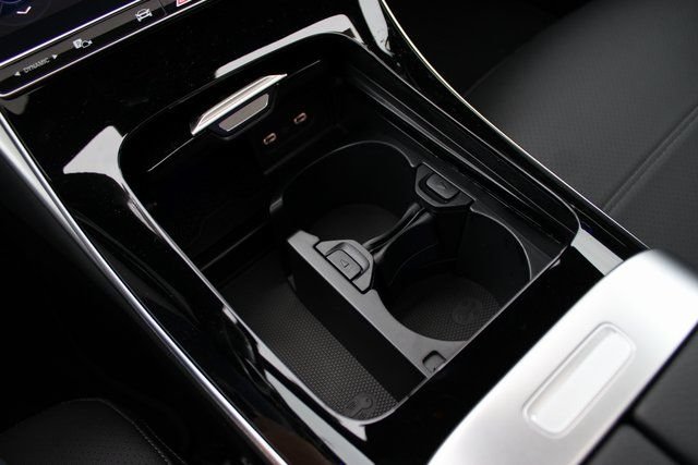New 2025 Cirrus Silver Metallic Mercedes-Benz C 300 image 24