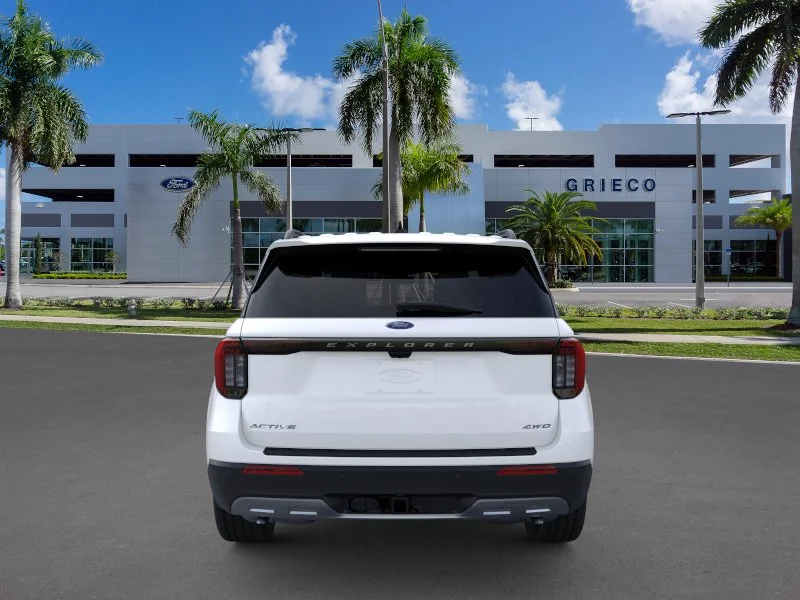 New 2026 Star White Metallic Tri-Coat Ford Active image 28