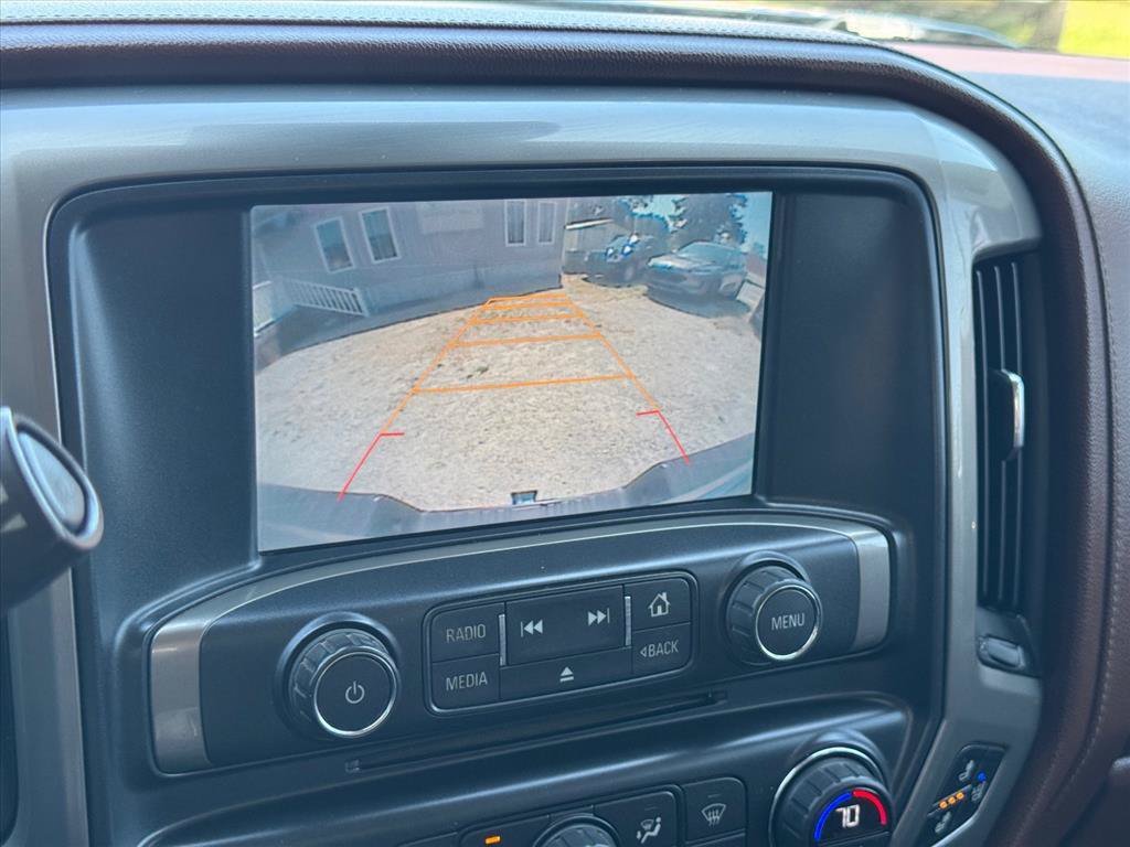 Used 2015 DEEP OCEAN BLUE METALLIC Chevrolet High Country image 24