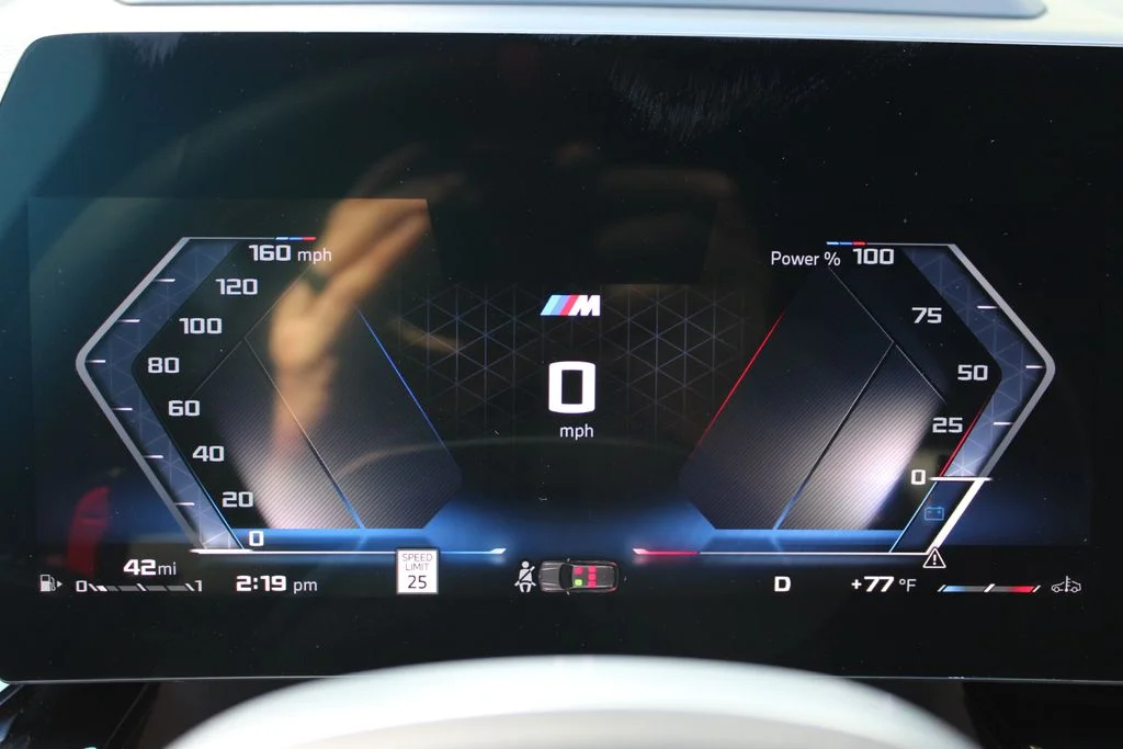 2026 BMW X1 M35i - Photo 11