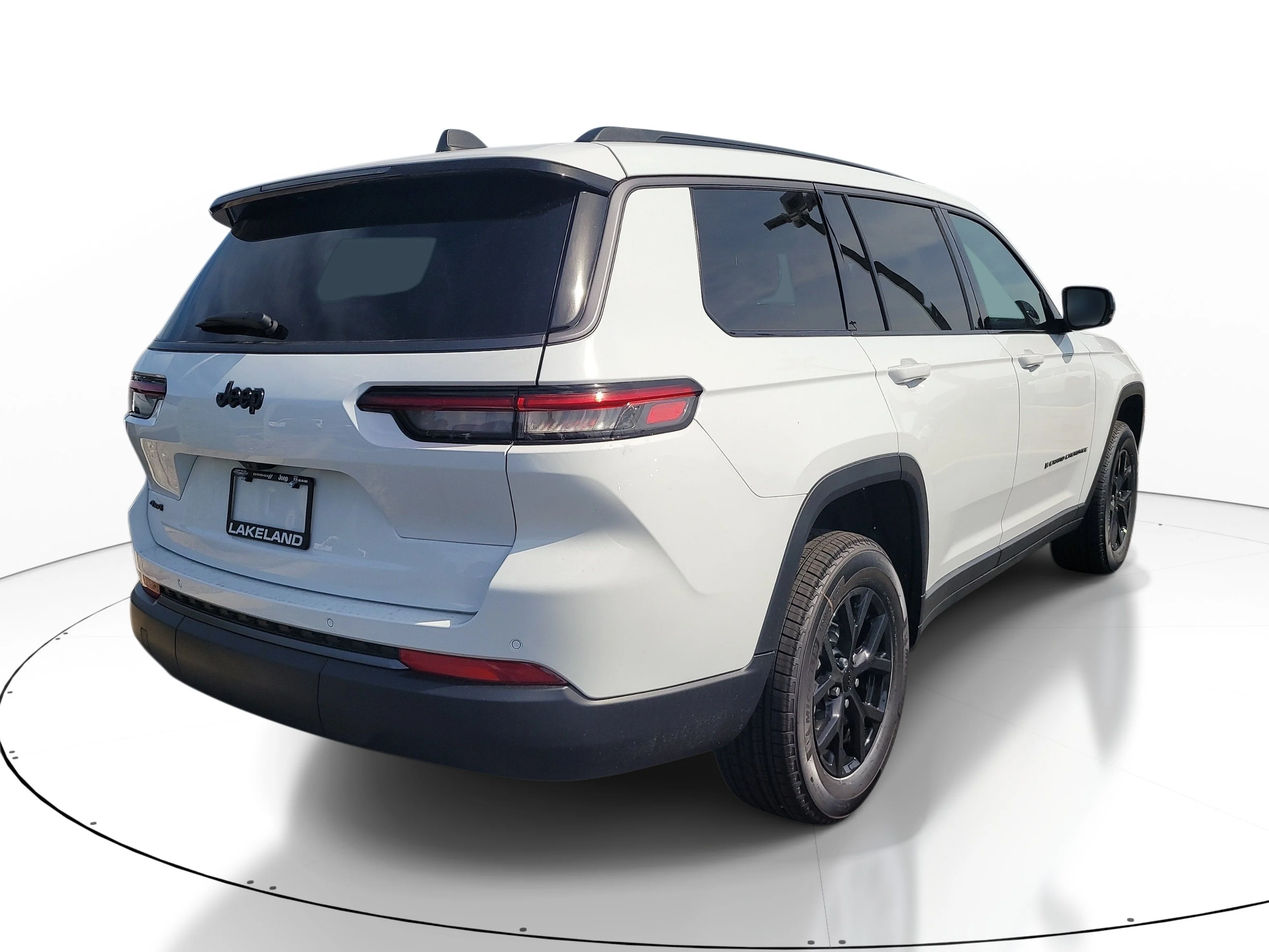 New 2026 Bright White Clearcoat Jeep Laredo Altitude image 6