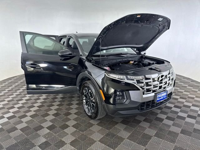 Used 2024 Black Hyundai SEL image 15