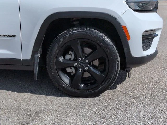Certified Used 2023 Bright White Clearcoat Jeep Limited image 11