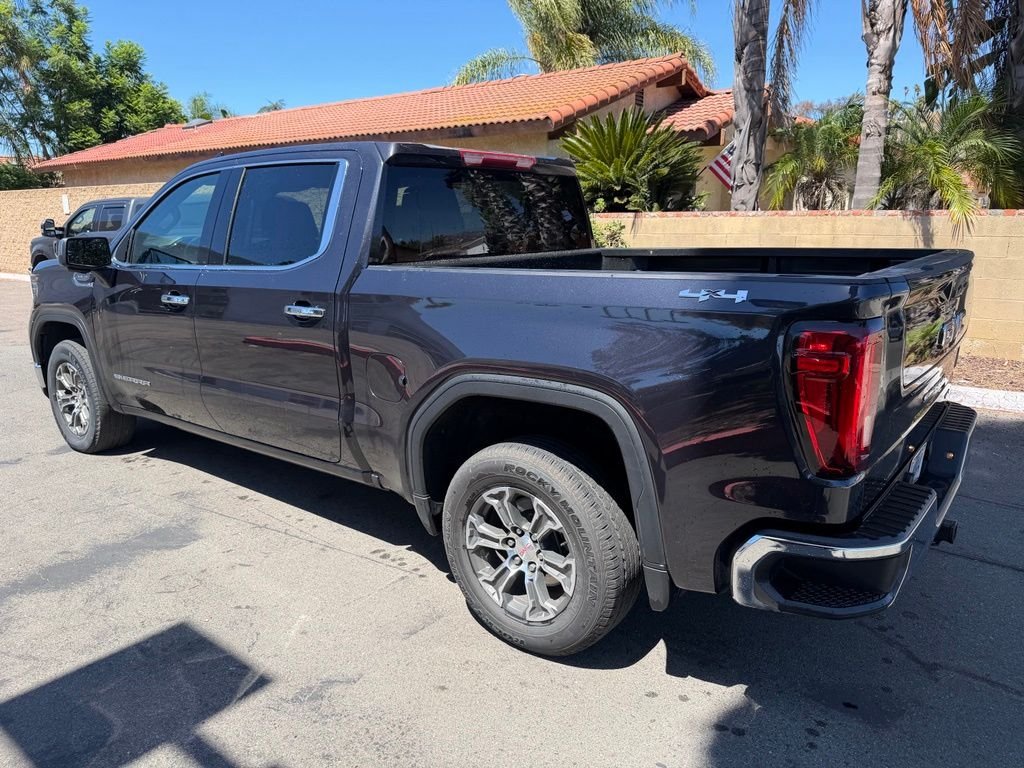 Used 2025 Silver GMC SLT image 9