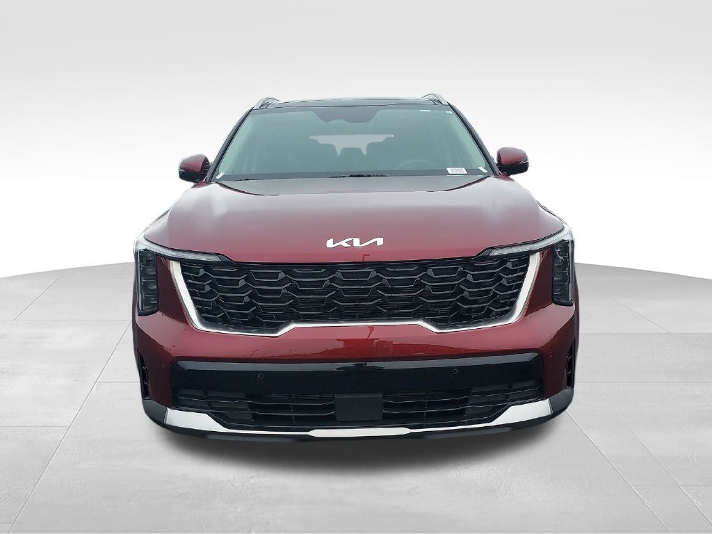 Used 2025 Red Kia S image 8