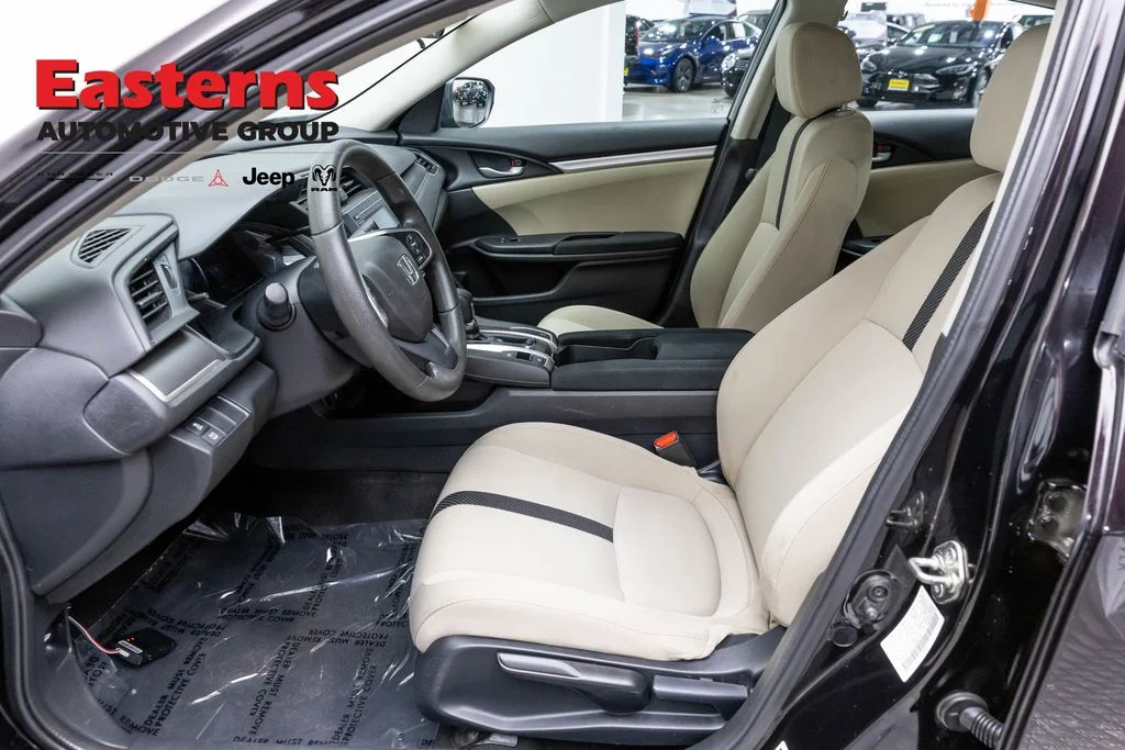 Used 2018 Black Honda LX image 13