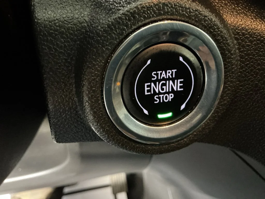 Used 2023 SUMMIT WHITE Chevrolet LT image 21