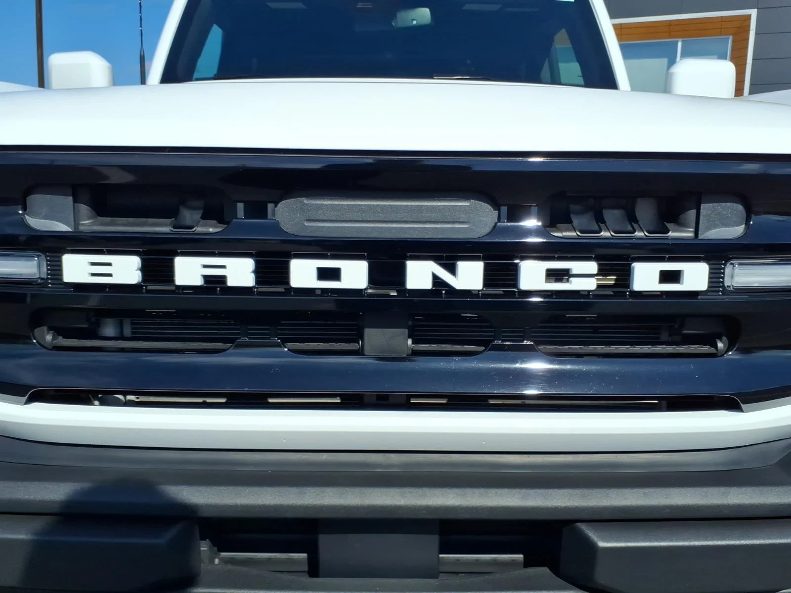 Used 2025 Oxford White Ford Outer Banks image 13