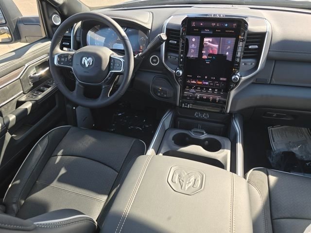 New 2026 Granite Crystal Metallic Clear-Coat Exterior Paint RAM Laramie image 42