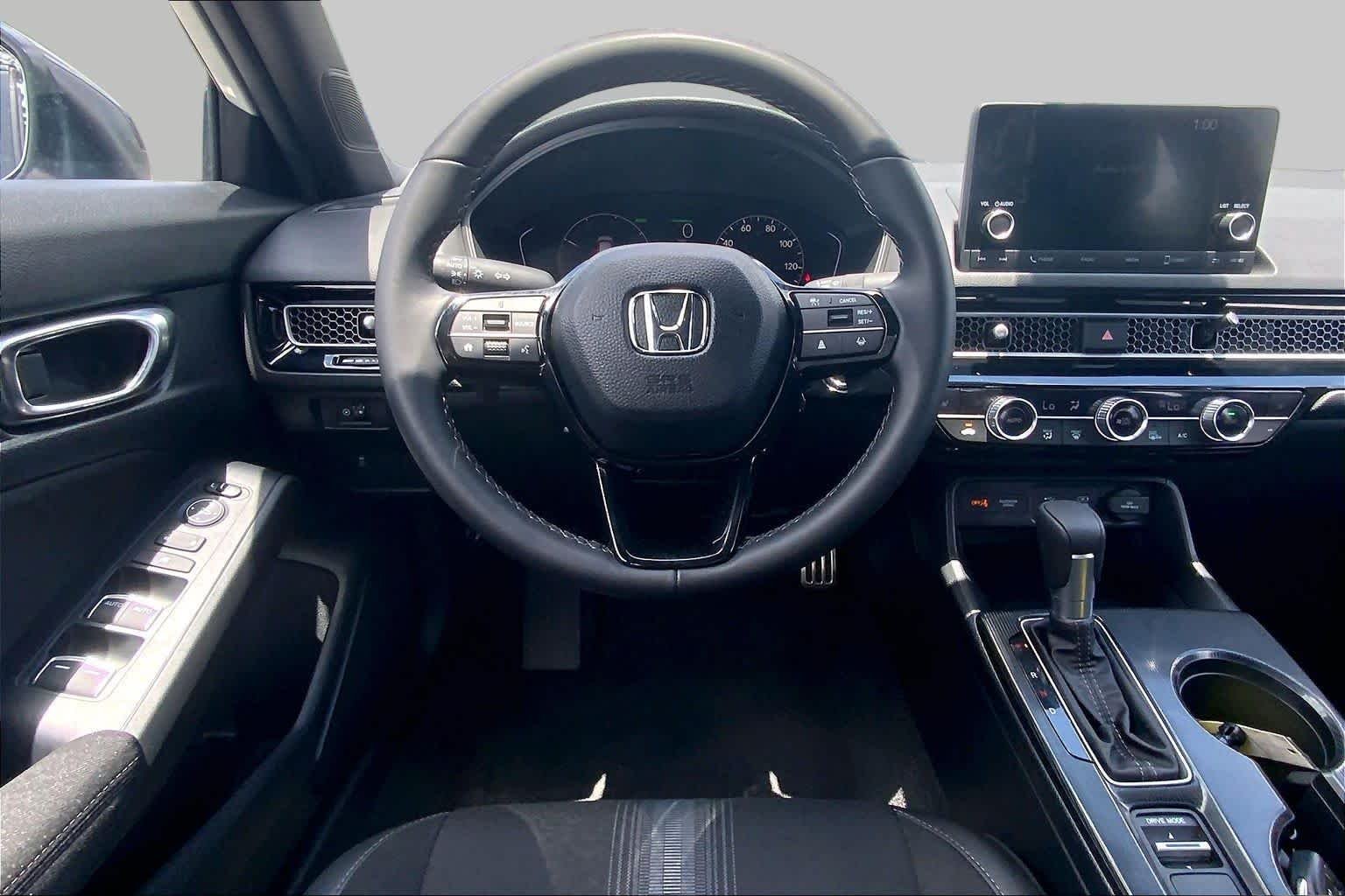 Used 2026 Platinum White Pearl Honda Sport image 6