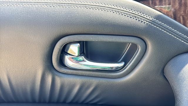 Used 2020 Blue Nissan Platinum image 21