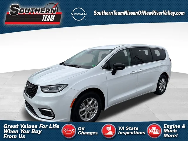 2024 Chrysler Pacifica Touring L