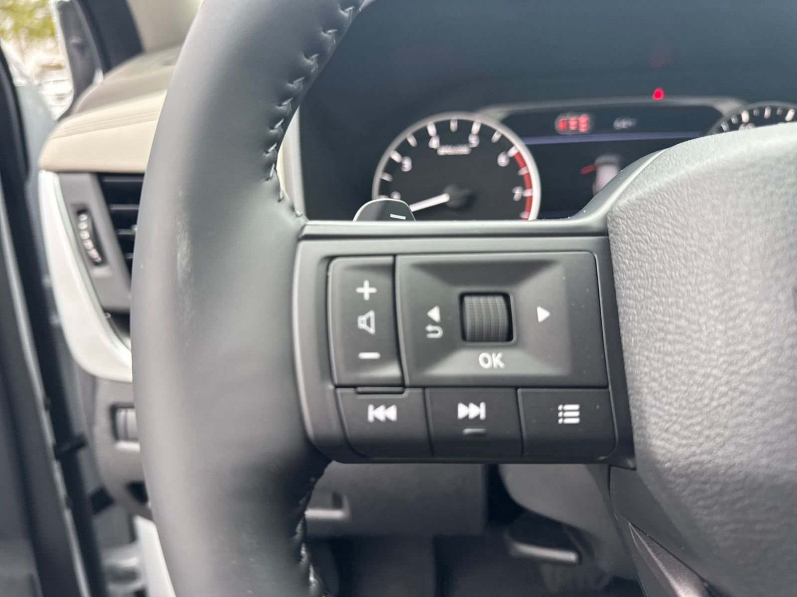 New 2026 Nissan Rogue SV 4D Sport Utility