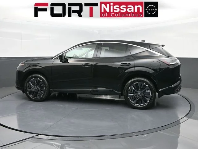 New 2026 Black Nissan Platinum image 4