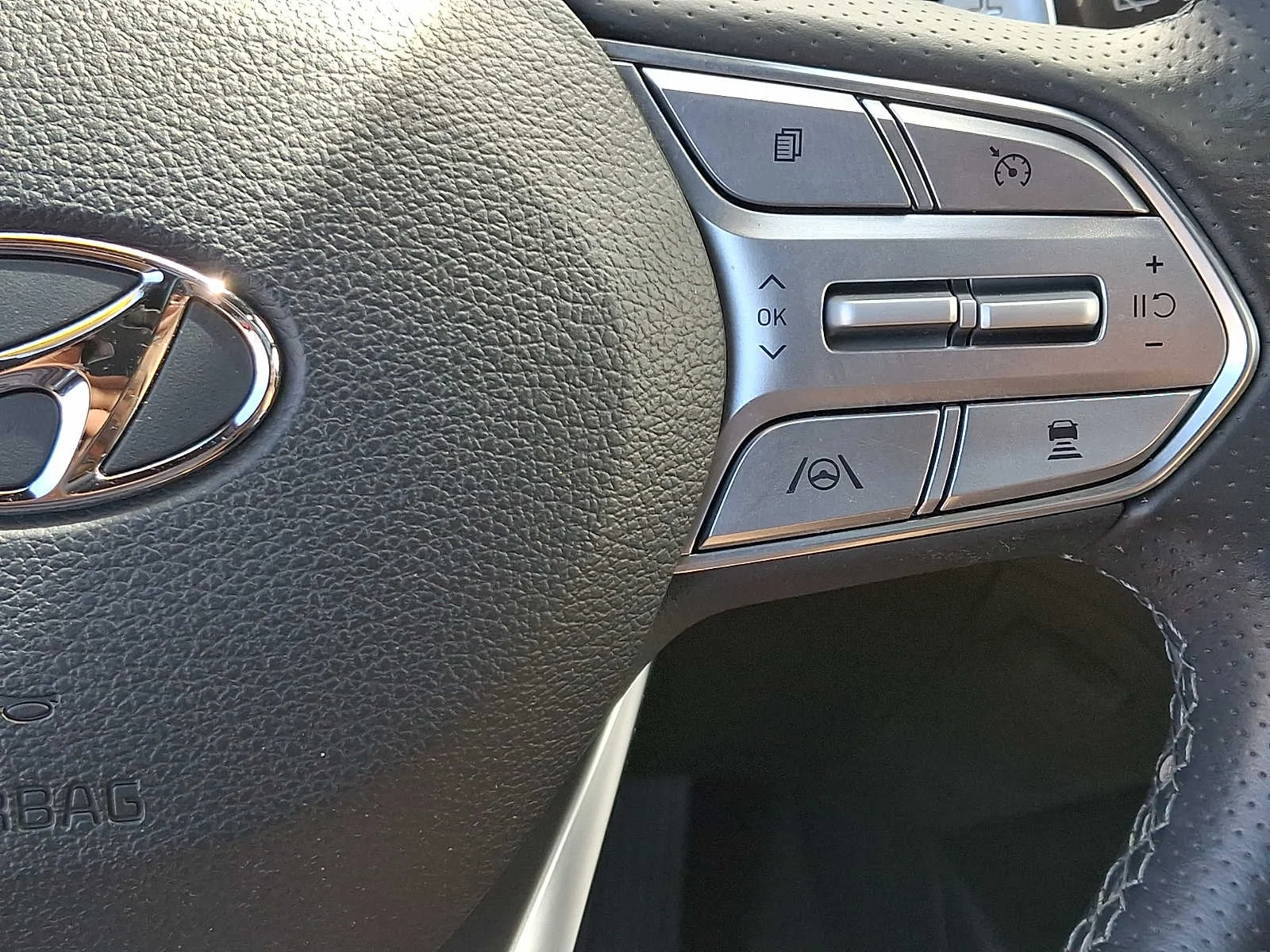 Used 2023 Calypso Red Hyundai Calligraphy image 22