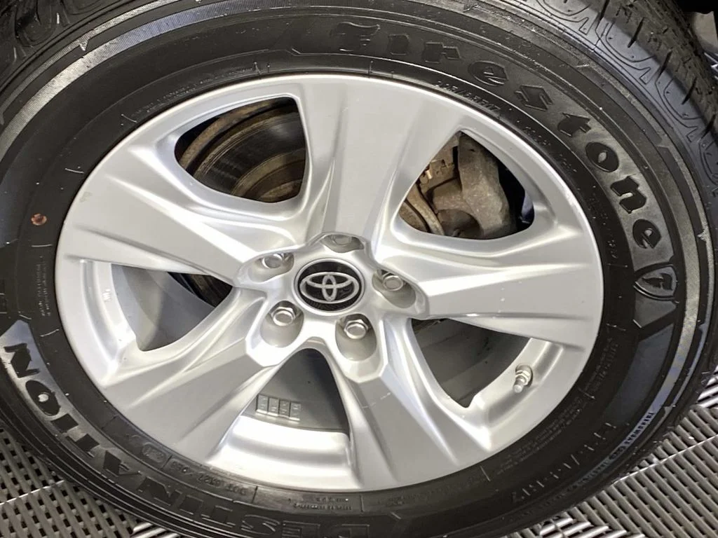 Used 2021 Silver Toyota LE image 27