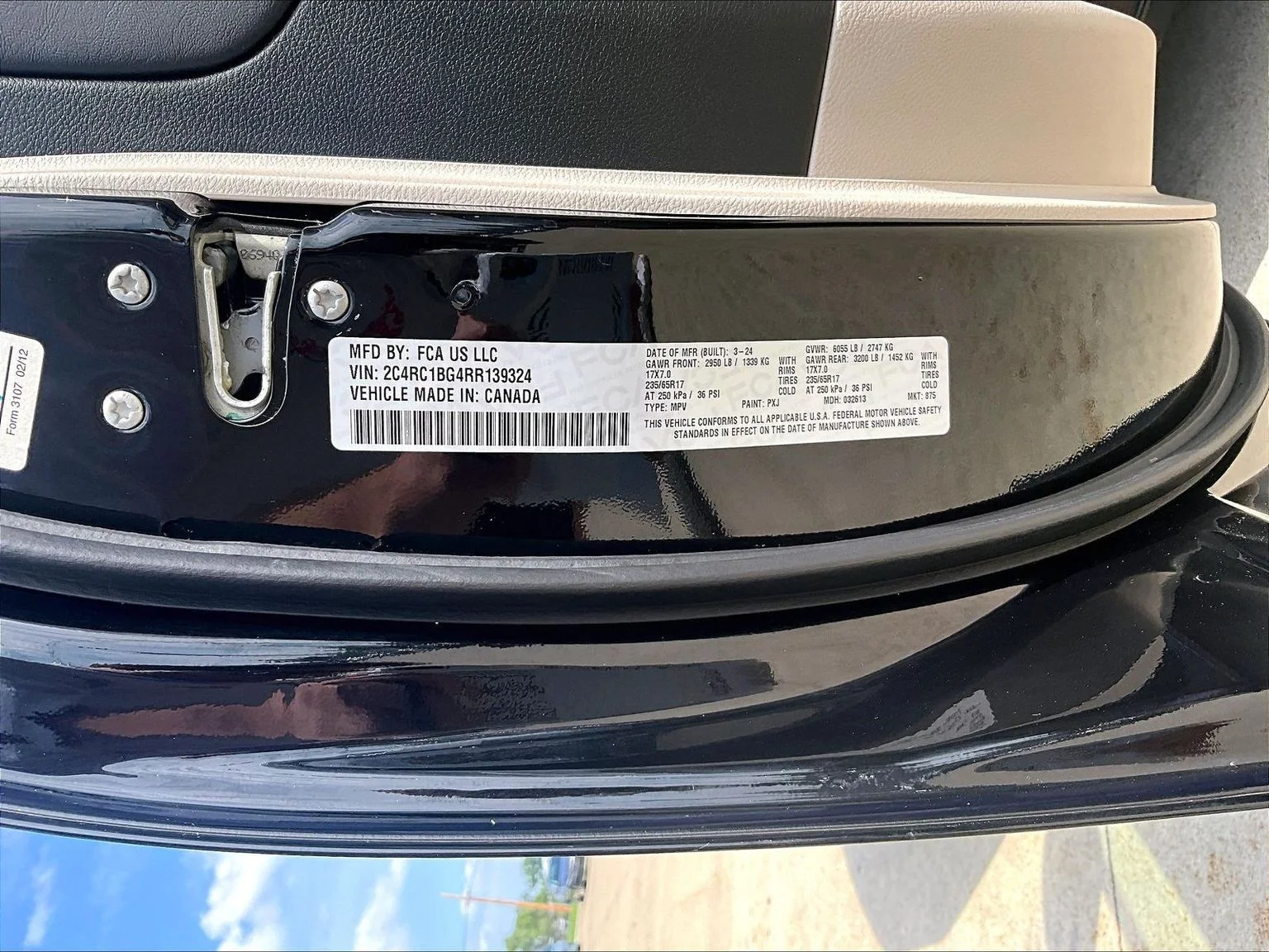 Used 2024 Black Chrysler Touring L image 36
