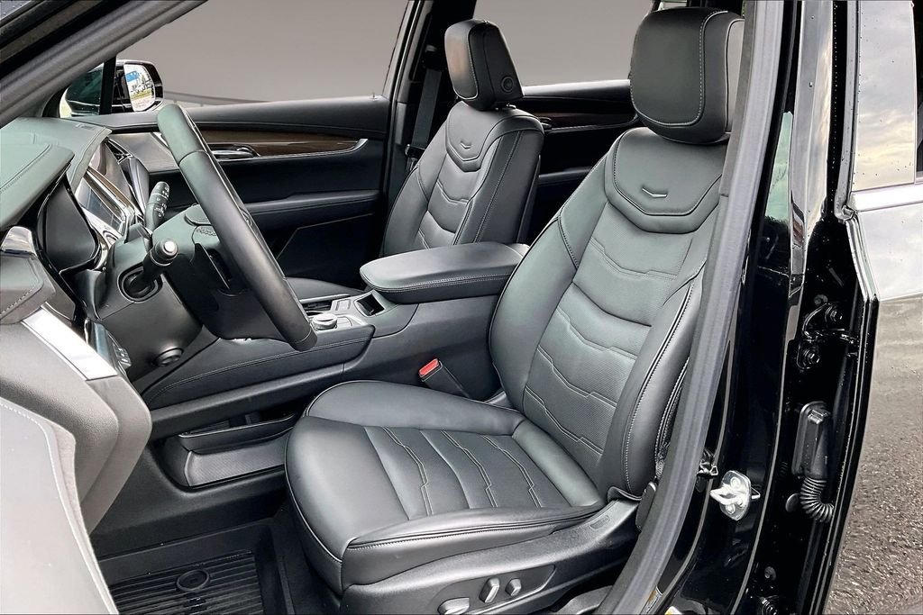 Used 2025 Black Cadillac Premium Luxury image 25
