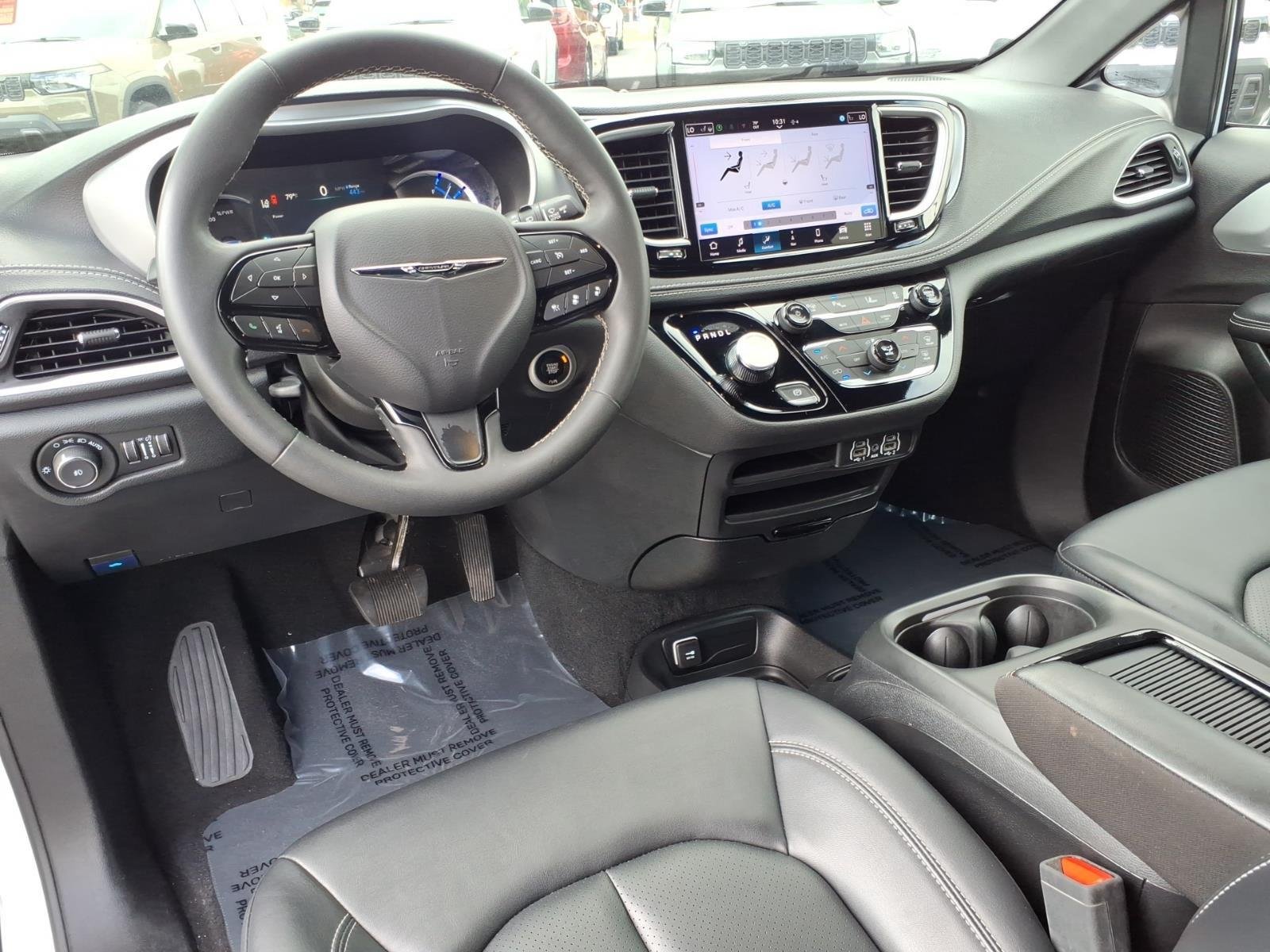 Used 2024 Bright White Clearcoat Chrysler Hybrid S Appearance Pkg image 21
