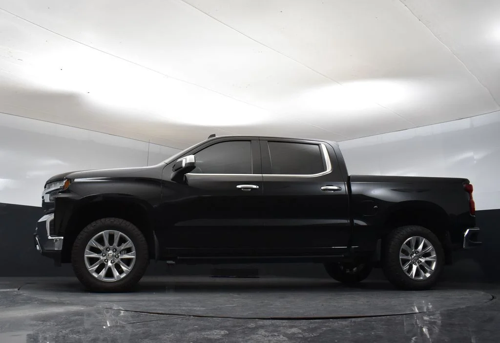 Used 2021 Black Chevrolet LTZ image 10