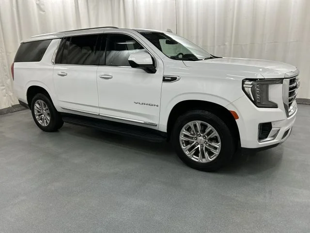 Used 2024 White GMC SLT image 1