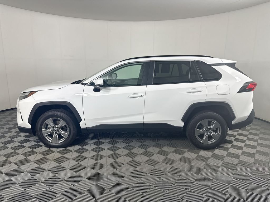 Used 2024 White Toyota XLE image 5