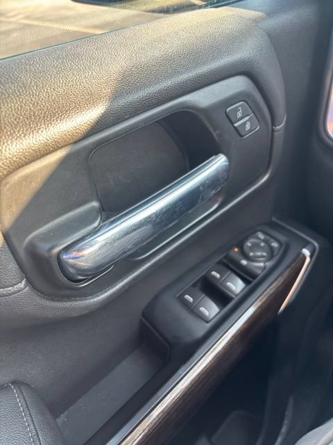 Used 2019 Summit White GMC SLE image 20