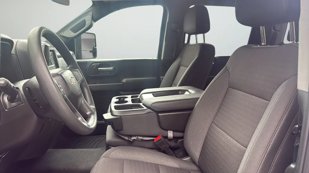 Used 2024 Gray Chevrolet Custom image 20