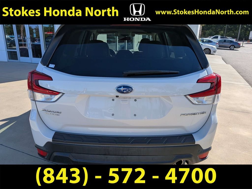 Used 2021 White Subaru Limited image 9