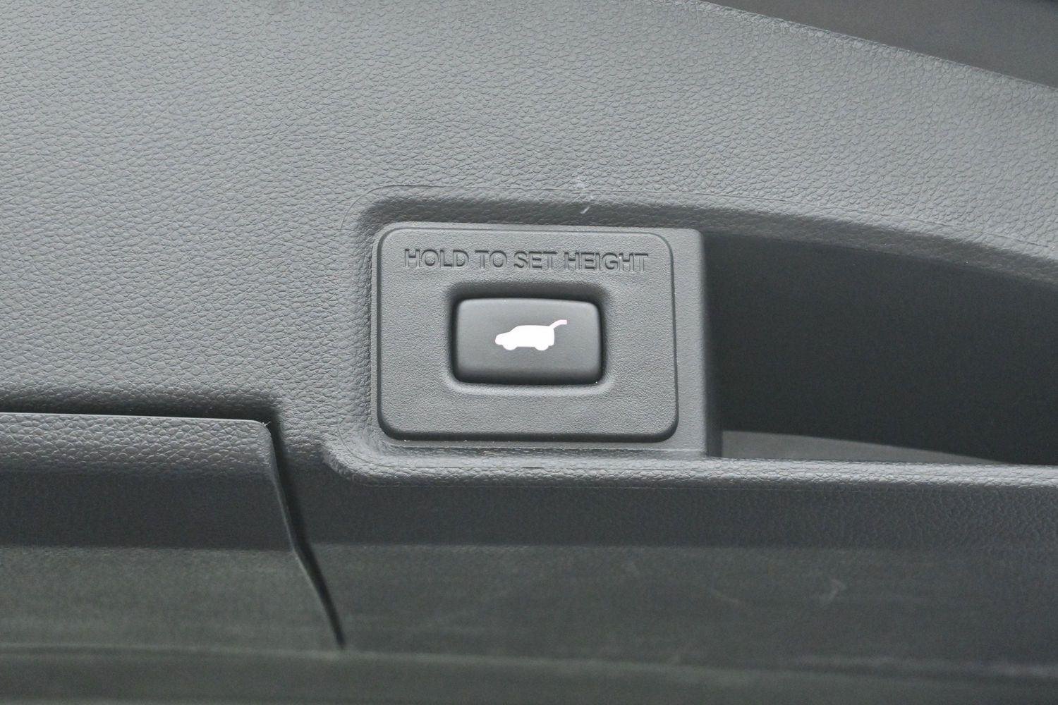 Used 2024 Majestic Black Pearl Acura SH-AWD w/Tech image 10