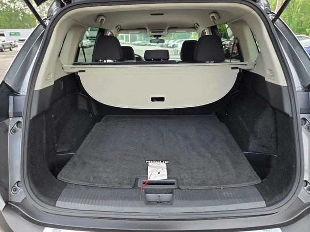 Used 2023 Gray Nissan SV image 17