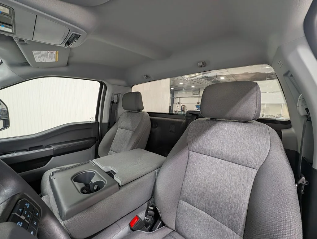 New 2026 Oxford White Ford F-250® XL image 4