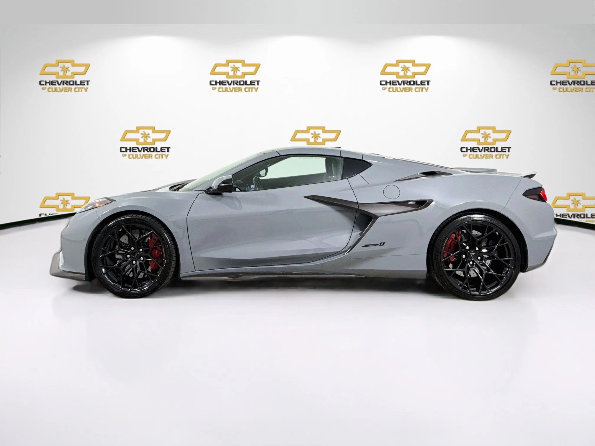 Used 2025 Sea Wolf Gray Tricoat Chevrolet 1LZ image 5