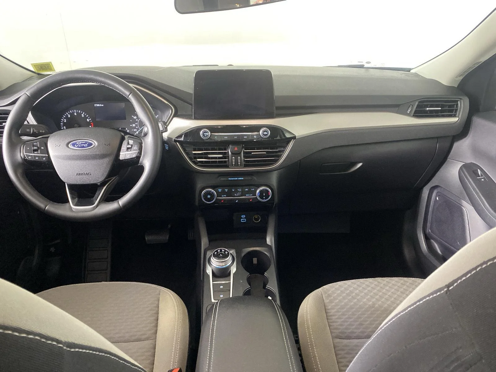 Used 2022 Oxford White Ford  image 2