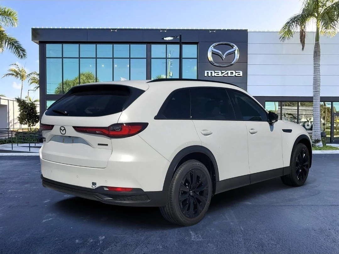 New 2026 Rhodium White Premium Mazda 3.3 Turbo Premium Sport AWD image 4