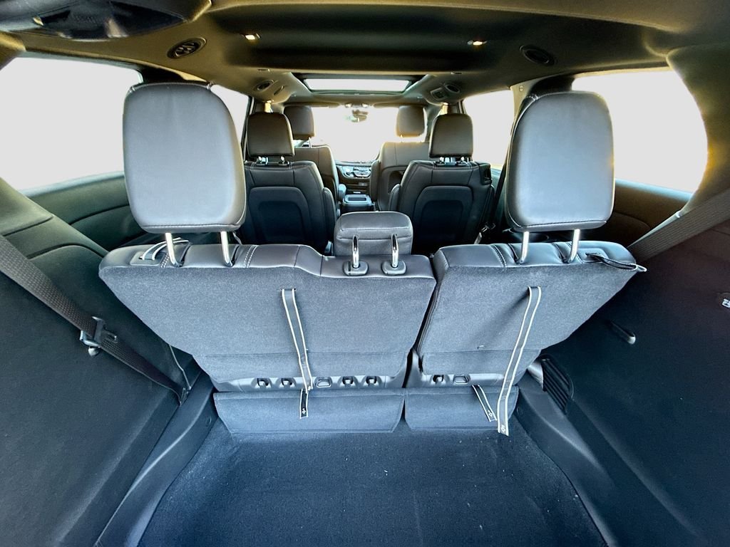 2026 Chrysler Pacifica Select - Photo 28