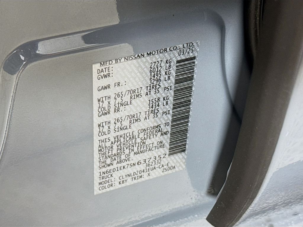 Used 2025 Boulder Gray Pearl Nissan PRO-4X image 32