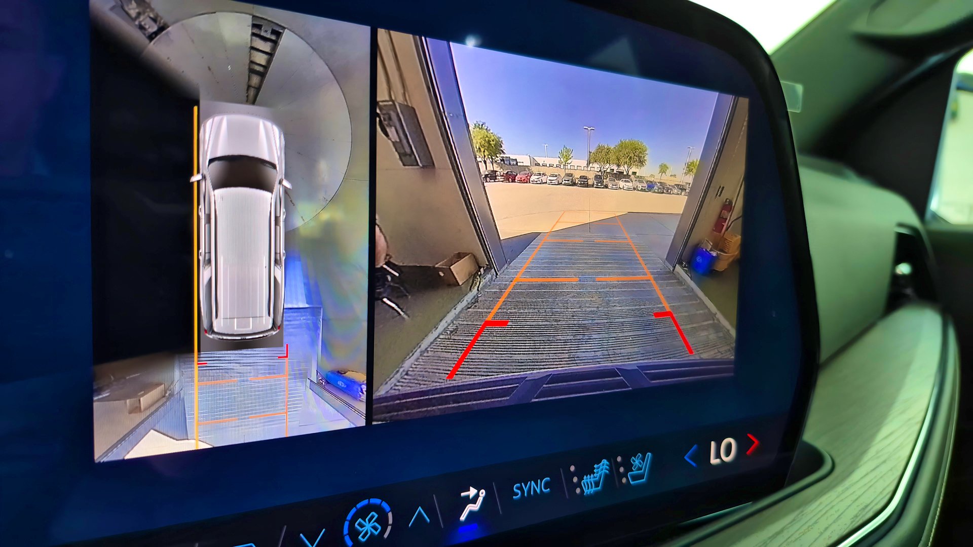2026 Chevrolet Suburban Premier - Photo 16