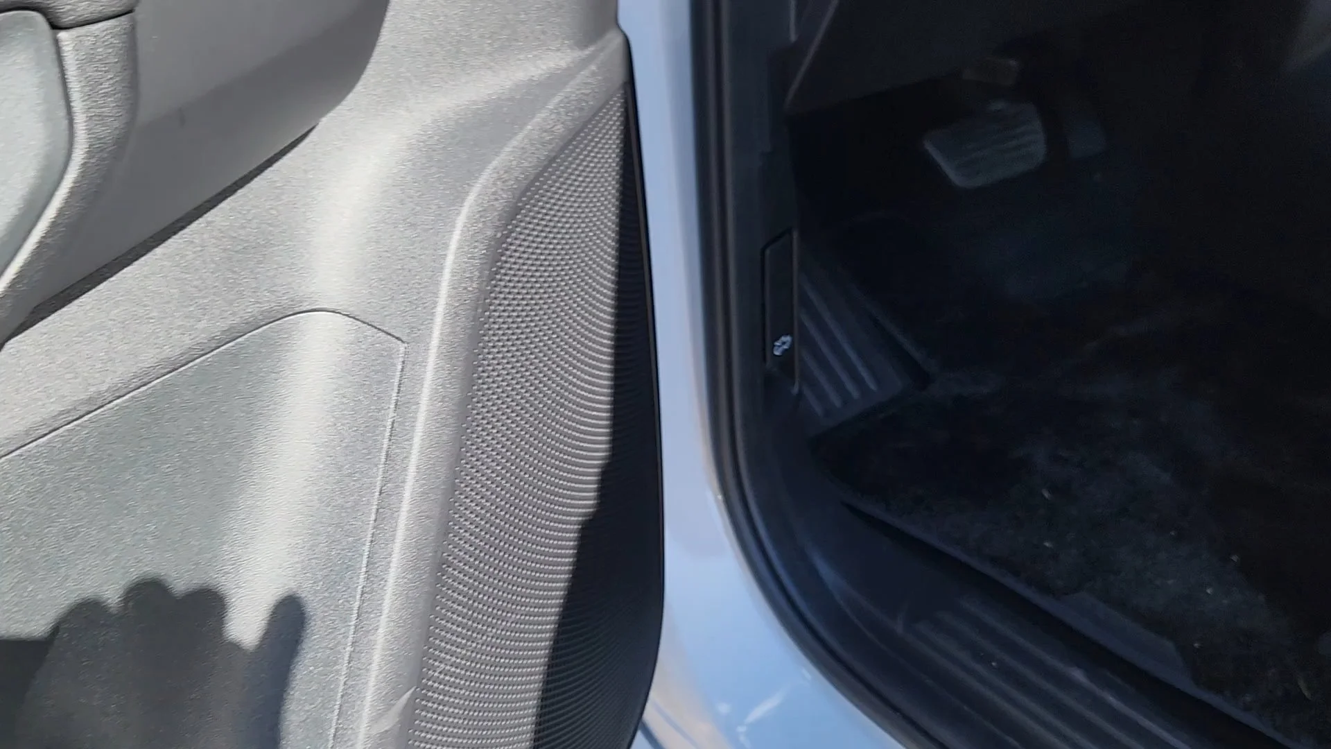 New 2026 Oxford White Ford XLT image 26