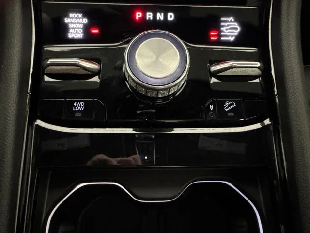 Used 2023 Diamond Black Jeep Overland image 19