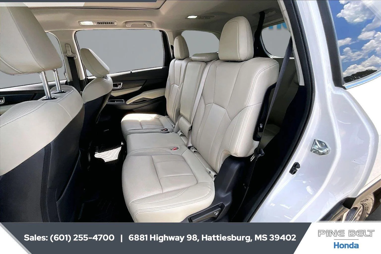 Used 2023 Crystal White Pearl Subaru Limited image 19