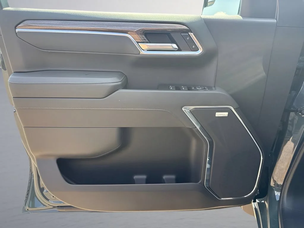 Used 2026 Cypress Gray Chevrolet LT Trail Boss image 27